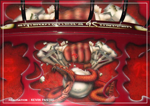 .::SIDEWINDERS01 : avril 2009 - a&eacute;rographe peinture custom - trike Roadking Harley Davidson::.