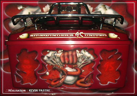 .::SIDEWINDERS01 : avril 2009 - a&eacute;rographe peinture custom - trike Roadking Harley Davidson::.