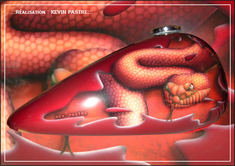 .::SIDEWINDERS01 : avril 2009 - a&eacute;rographe peinture custom - trike Roadking Harley Davidson::.